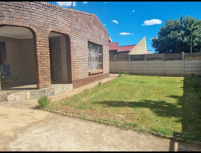 3 BEDROOM HOUSE FOR SALE IN FAIRLEIGH